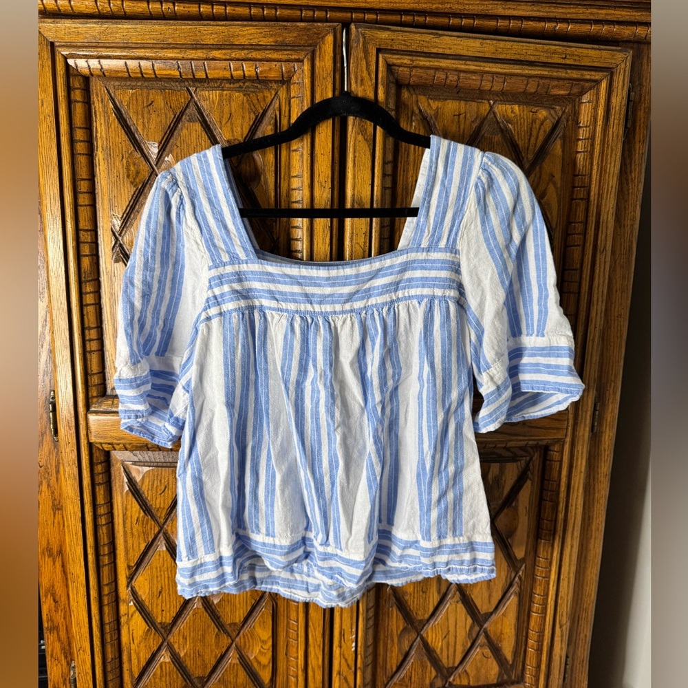 Old Navy shirt- Size large
